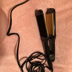Hair straightener,used once.